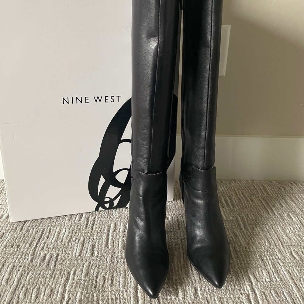 Nine West NWgetta tall boots (under the knee) size 7